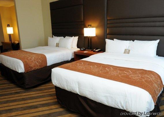 Comfort Suites Near Tanger Outlet Mall Gonzales Exterior foto